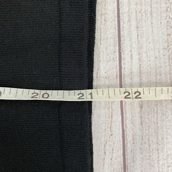 Venus silk blend sleeveless v-neck blouse w/center beadwork black sz L women - Picture 8 of 10